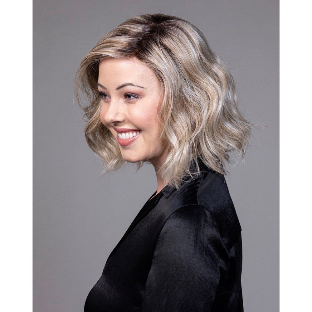 BelleTress Caliente E Wig in Tres Leches Blonde – NEW w/ Tags | Lace Front Synth